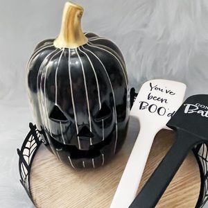 Target Dollar spot Spatulas